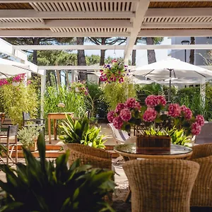 4* Hotel Saraceno With Private